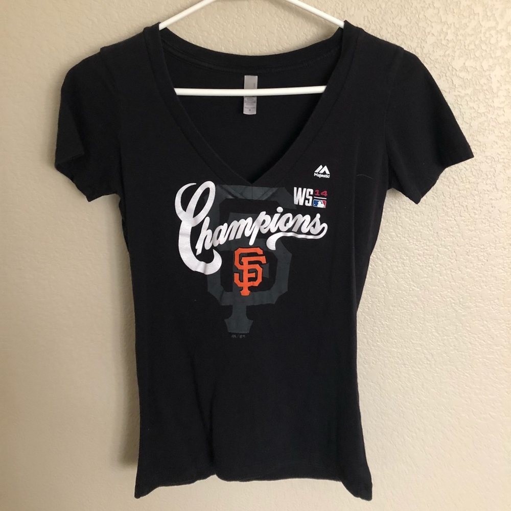 Giant’s T-Shirt